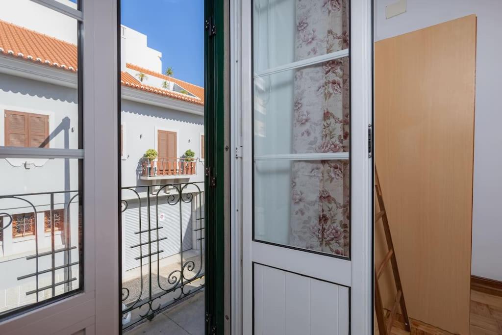 Casa Lotus - Requinte E Bom Gosto Para 6 Pessoas No Coracao De Φάρο Εξωτερικό φωτογραφία